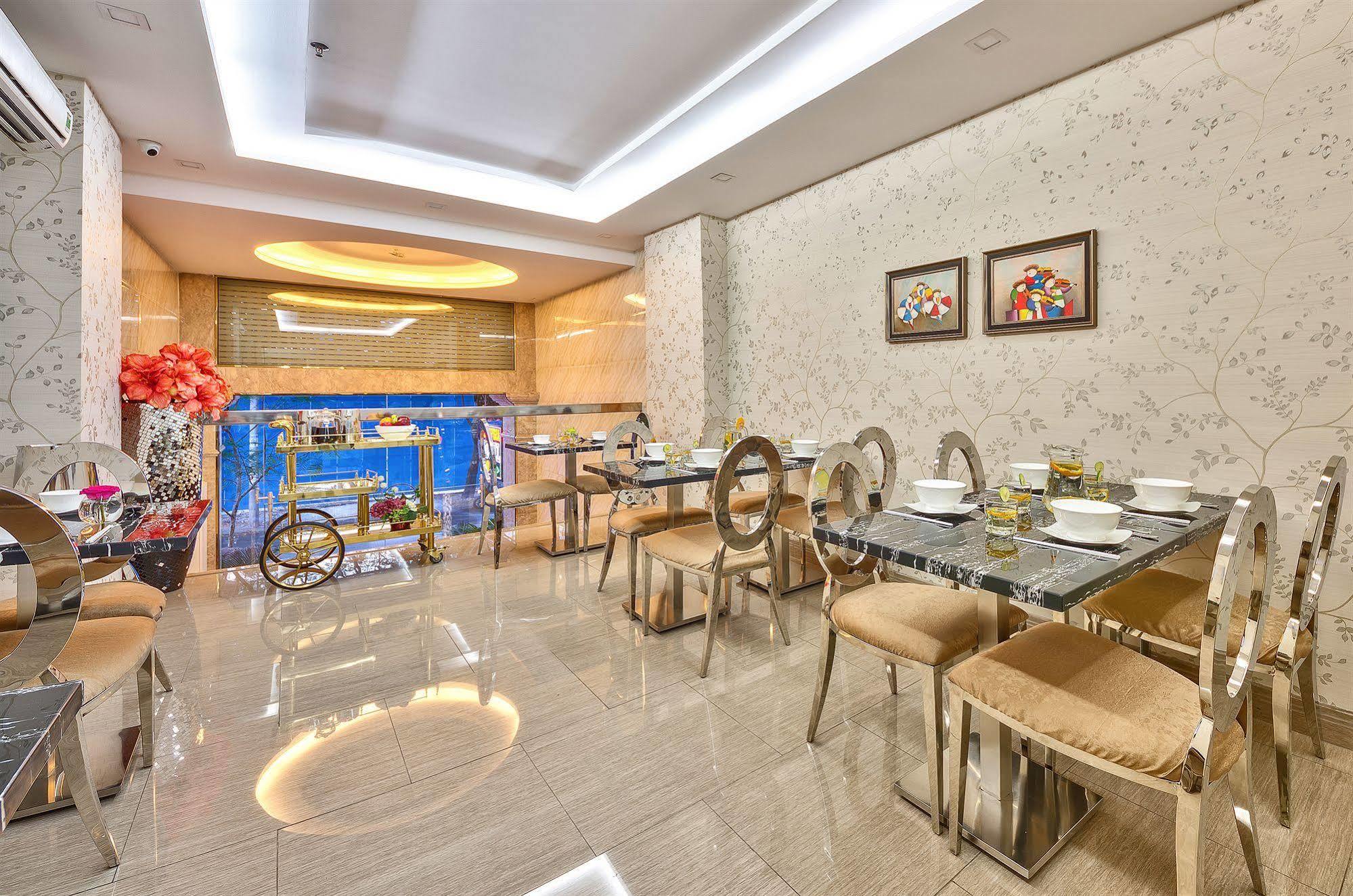 Hong Vina Hotel Thành Pho Ho Chí Minh Esterno foto